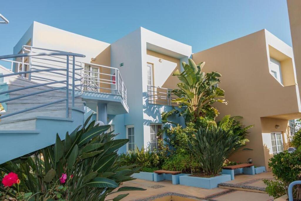 Futura Apartments Ханья Экстерьер фото